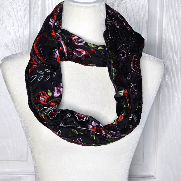 J Jill Velvet Infinity Scarf - Picture 6 of 12